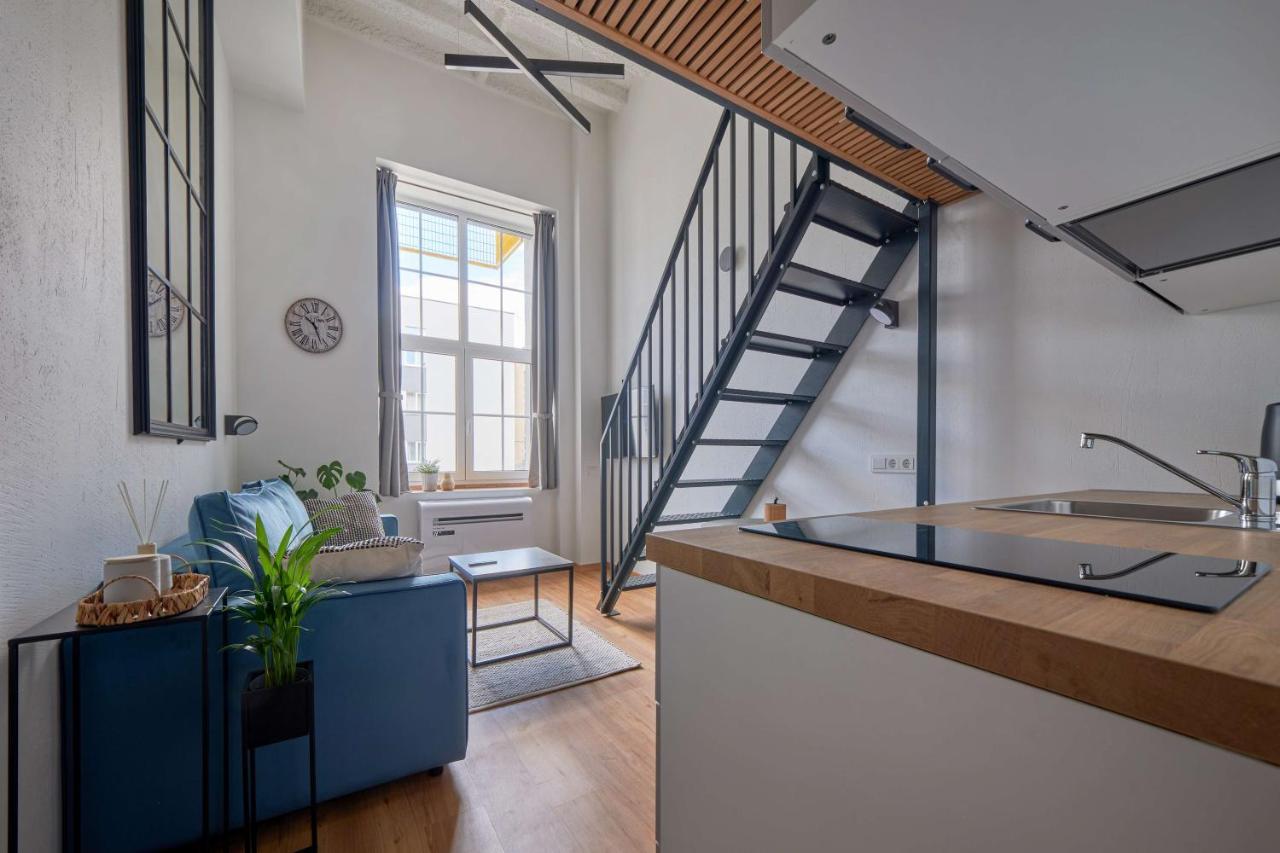 Queen Barbora Central Lofts Kaunas Exterior photo