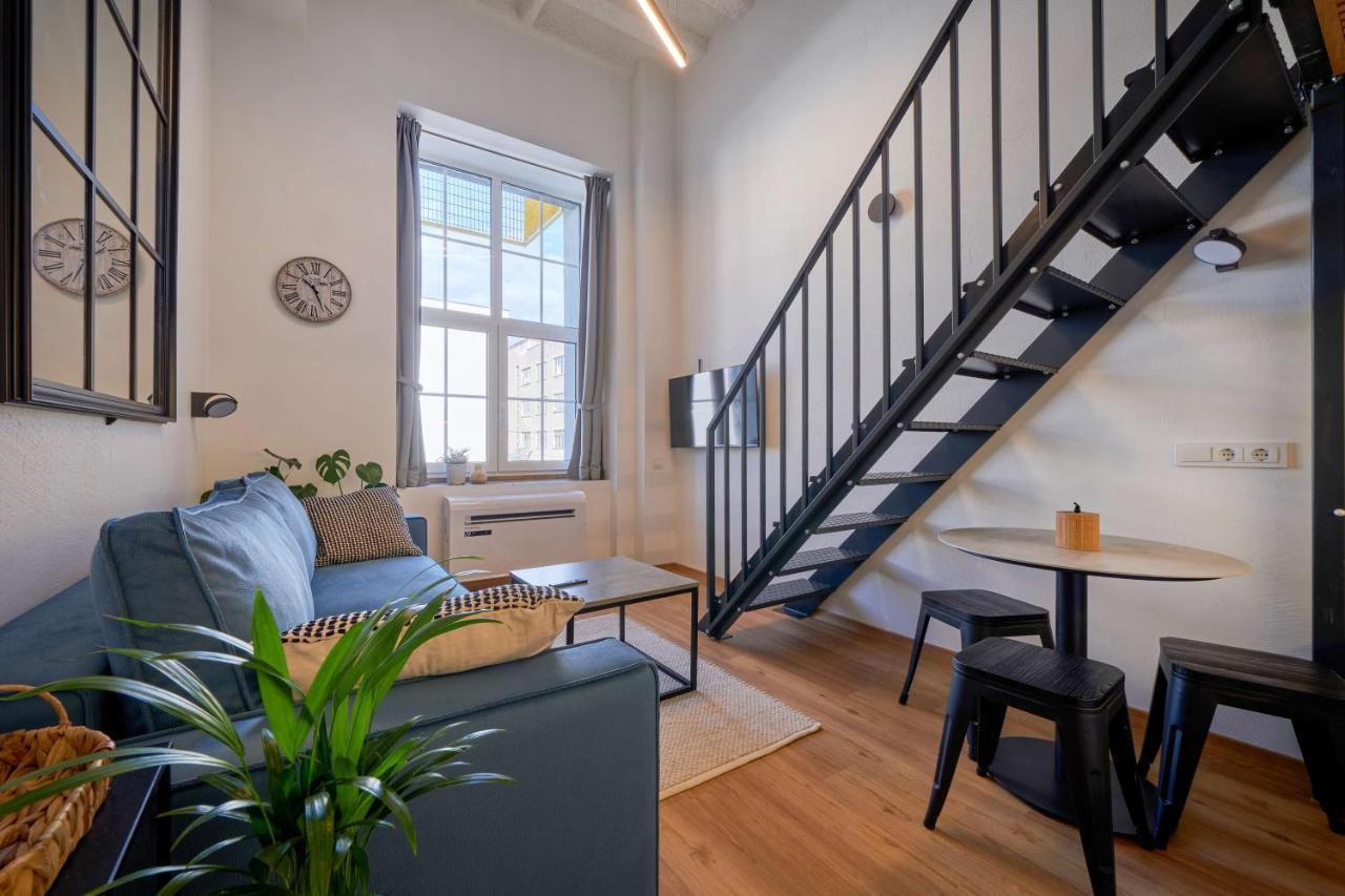 Queen Barbora Central Lofts Kaunas Exterior photo